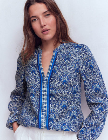 Linen Trim Insert Top-Blue, Elaborate Terrace
